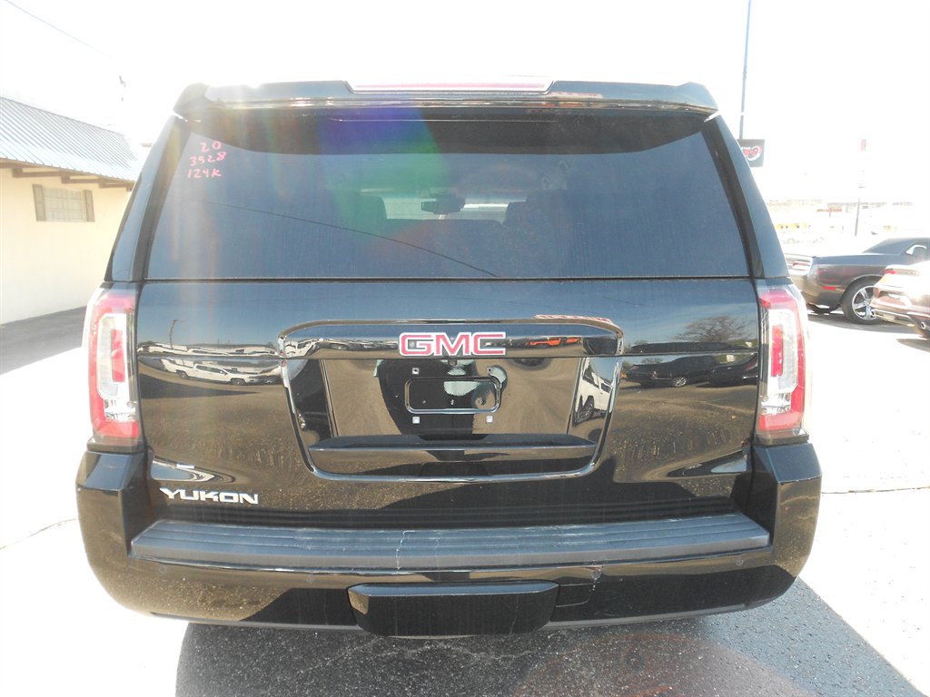 2020 GMC Yukon SLT photo