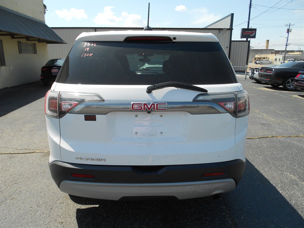 2019 GMC Acadia SLE1 photo