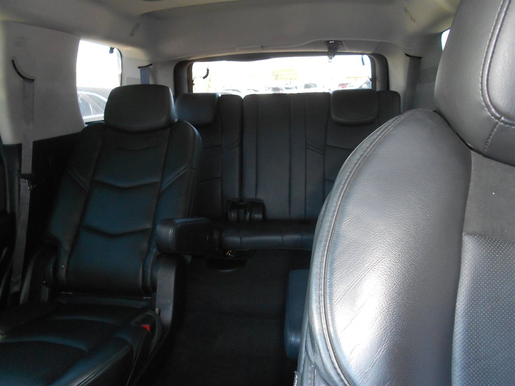 2015 Cadillac Escalade Premium photo
