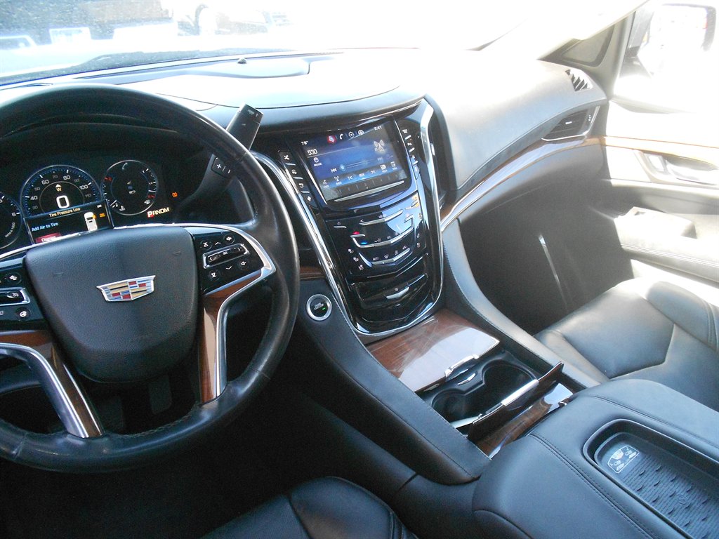 2015 Cadillac Escalade Premium photo