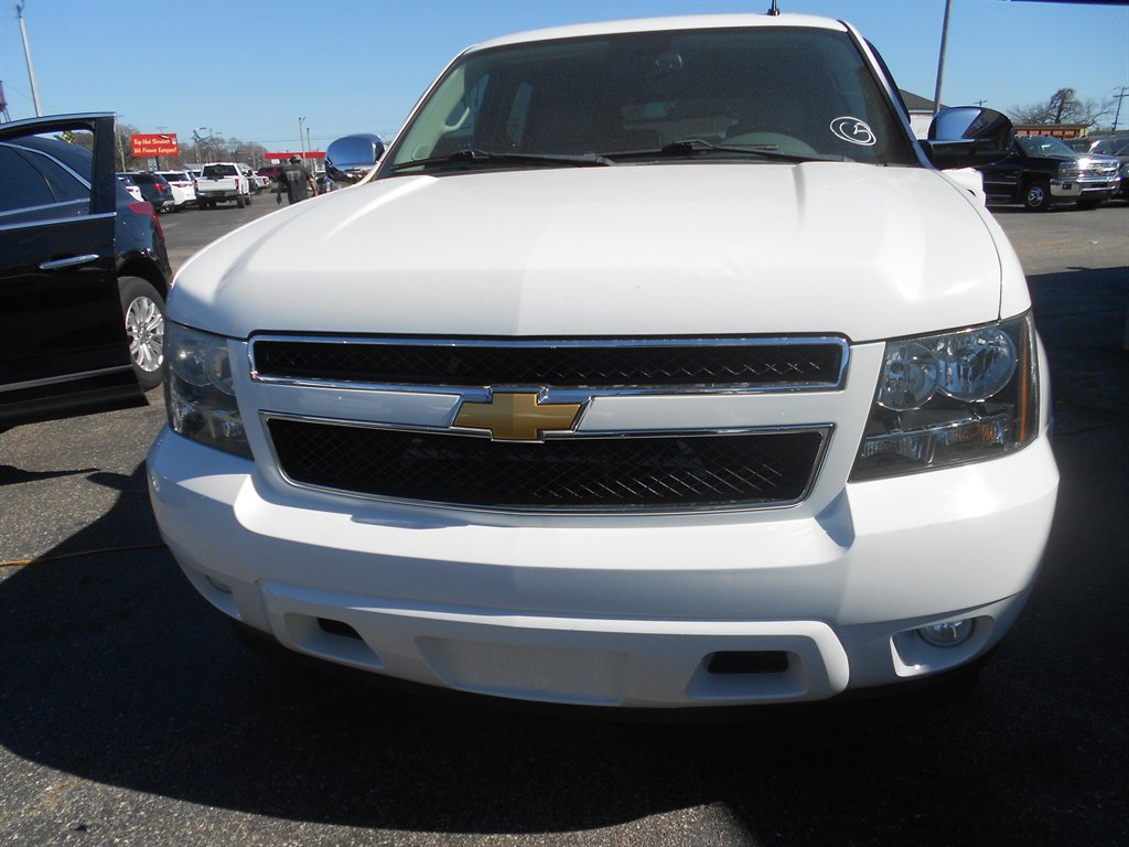 2013 Chevrolet Tahoe - $10,995