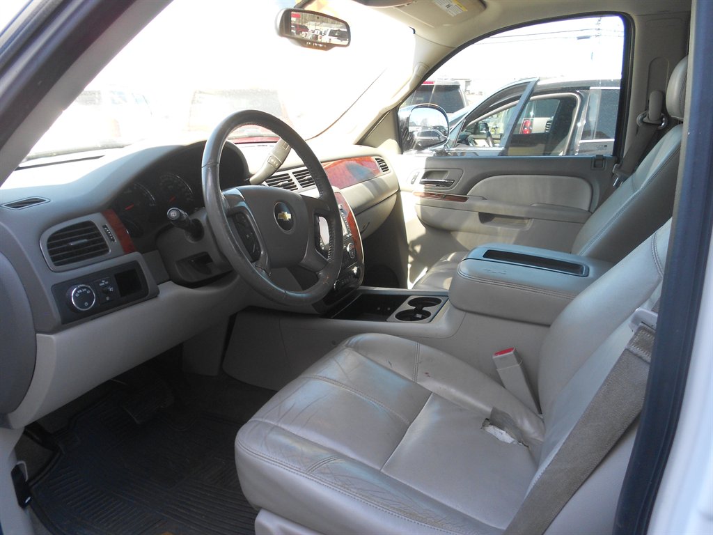 2013 Chevrolet Tahoe - $10,995
