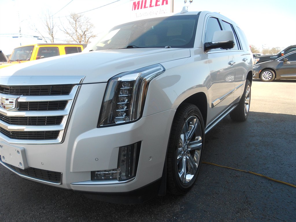 2018 Cadillac Escalade Premium photo
