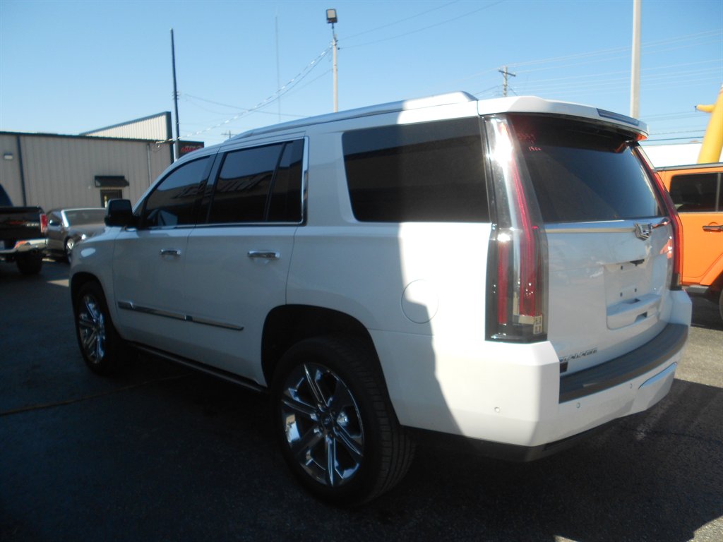 2018 Cadillac Escalade Premium photo