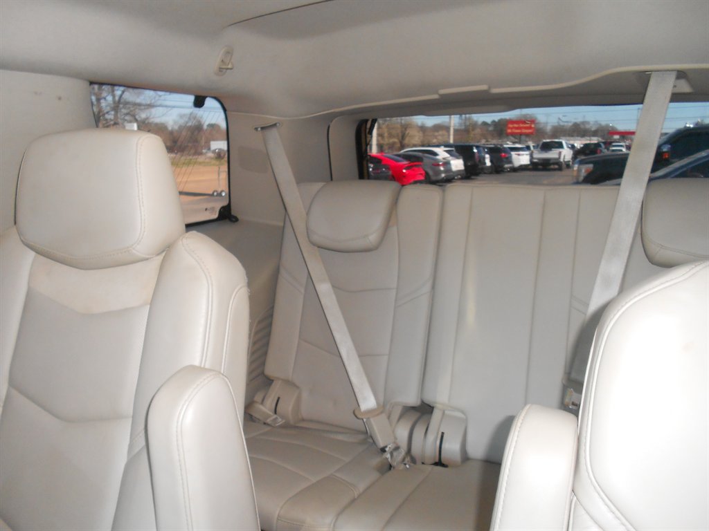 2018 Cadillac Escalade Premium photo