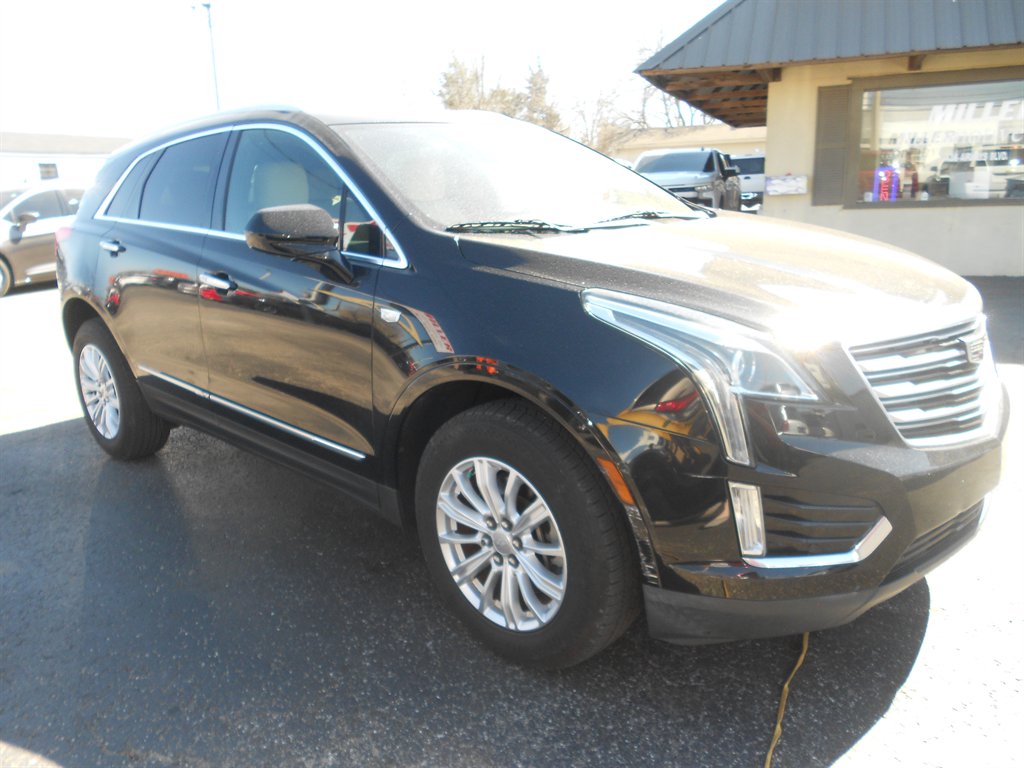 2017 Cadillac XT5 photo