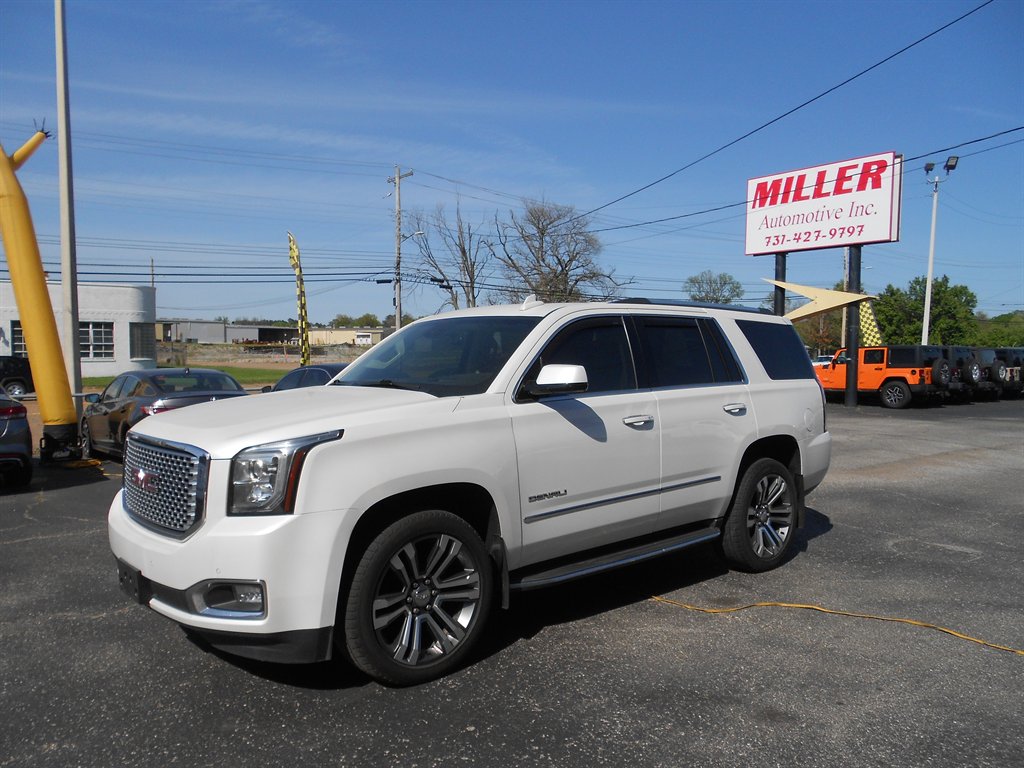 2017 GMC Yukon Denali photo