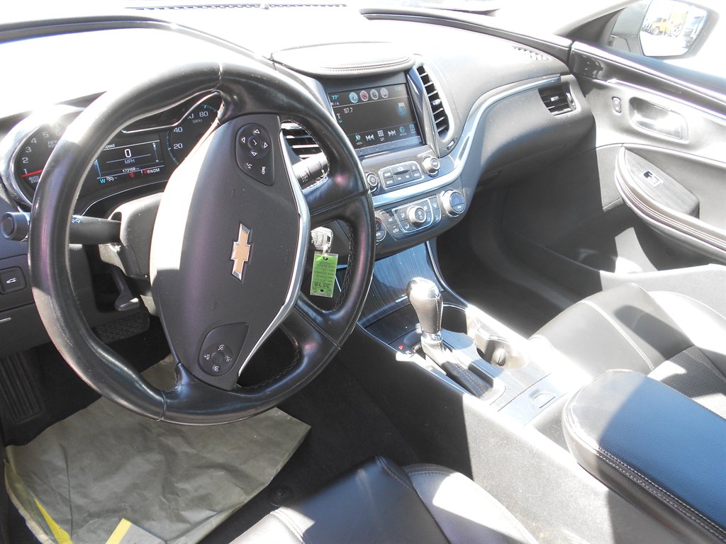 2017 Chevrolet Impala LT photo