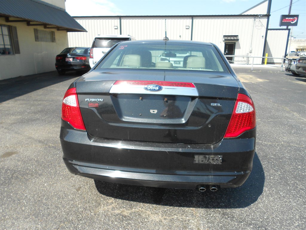 2012 Ford Fusion SEL photo