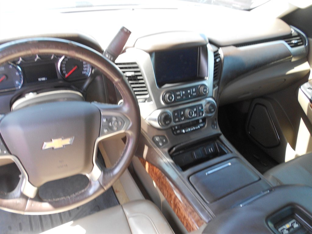 2015 Chevrolet Suburban LTZ 1500 photo