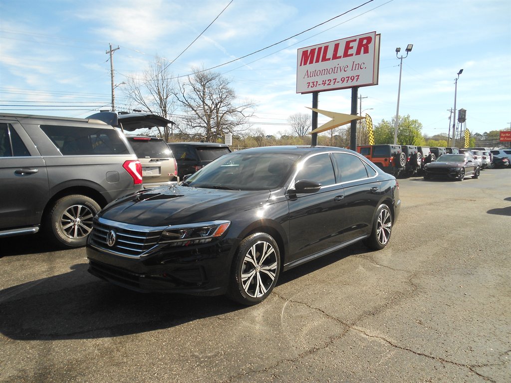 2022 Volkswagen Passat SE photo
