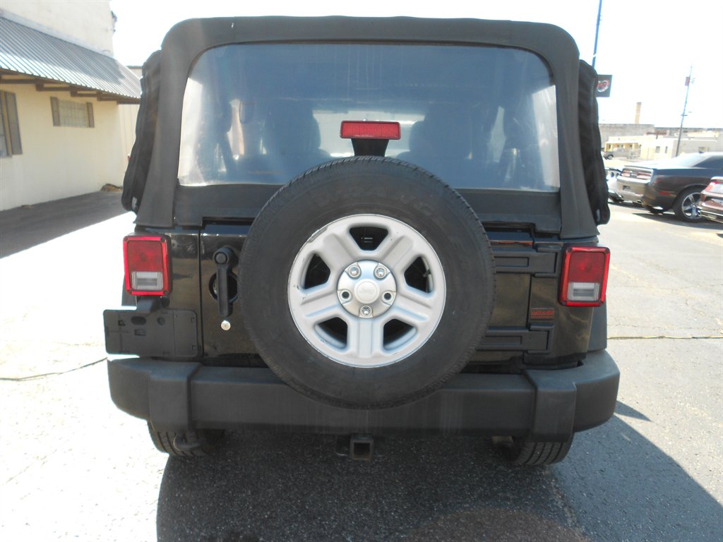 2015 Jeep Wrangler - $16,850