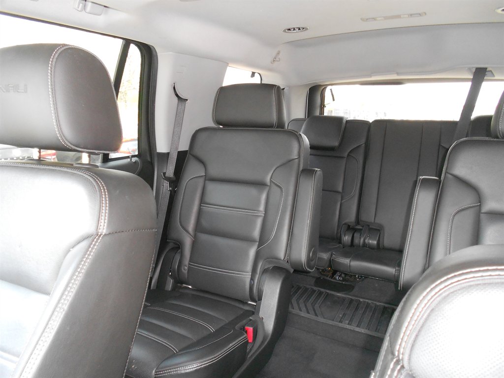 2019 GMC Yukon - $31,500