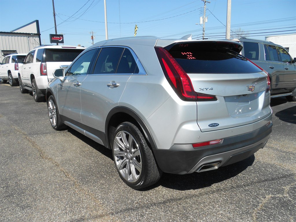 2020 Cadillac XT4 Premium Luxury photo