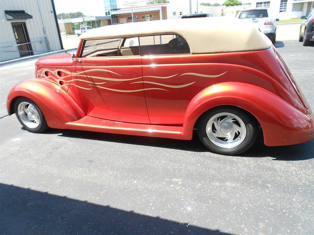 1937 Ford Custom Deluxe - $39,000