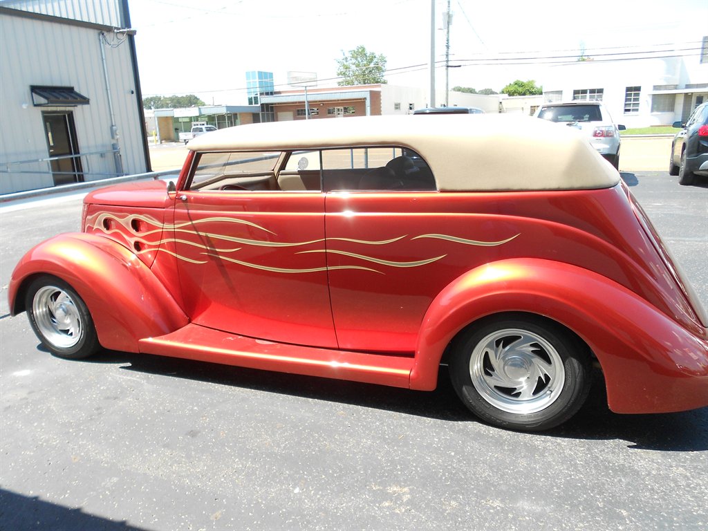 1937 Ford Custom Deluxe - $39,000