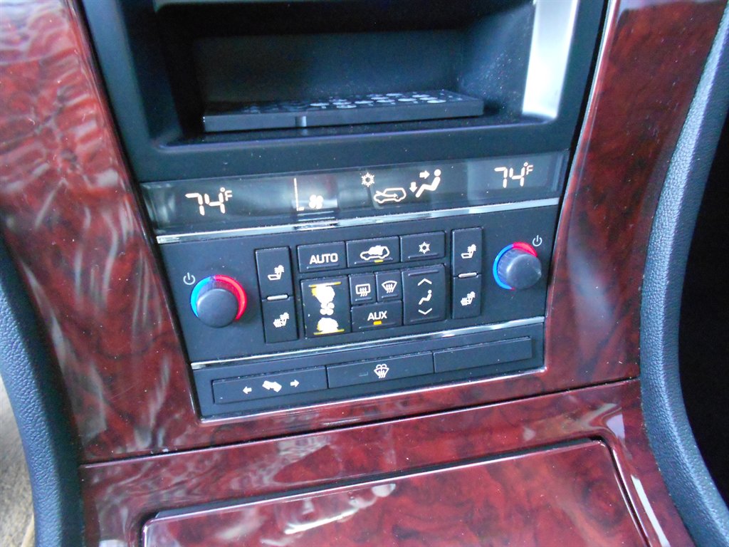 2007 Cadillac Escalade - $8,400
