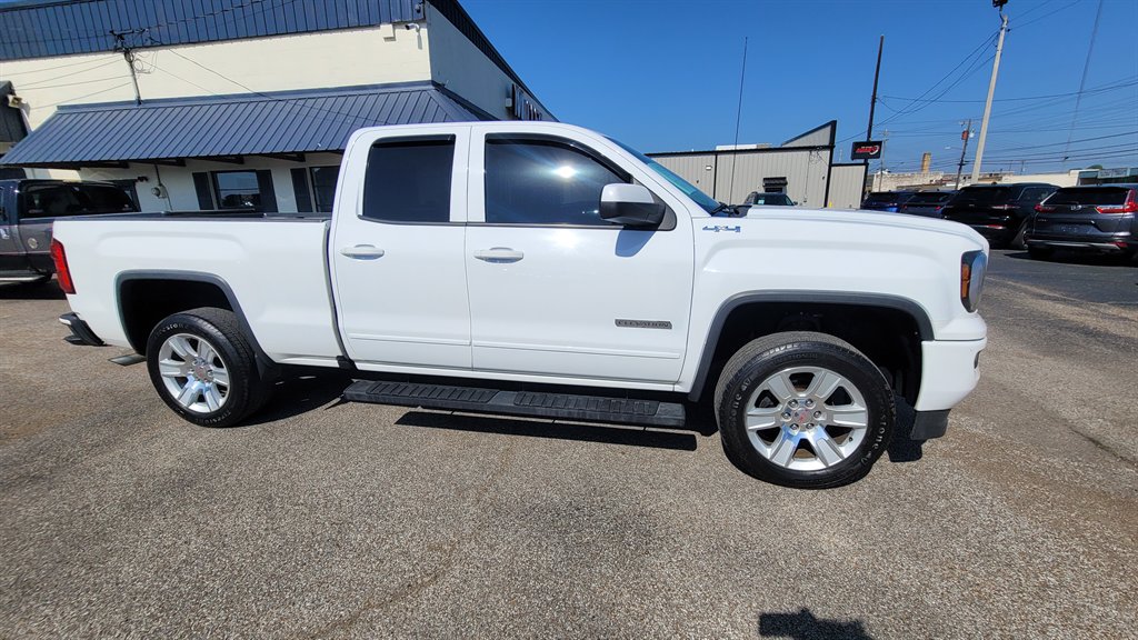 2017 GMC Sierra - $17,995