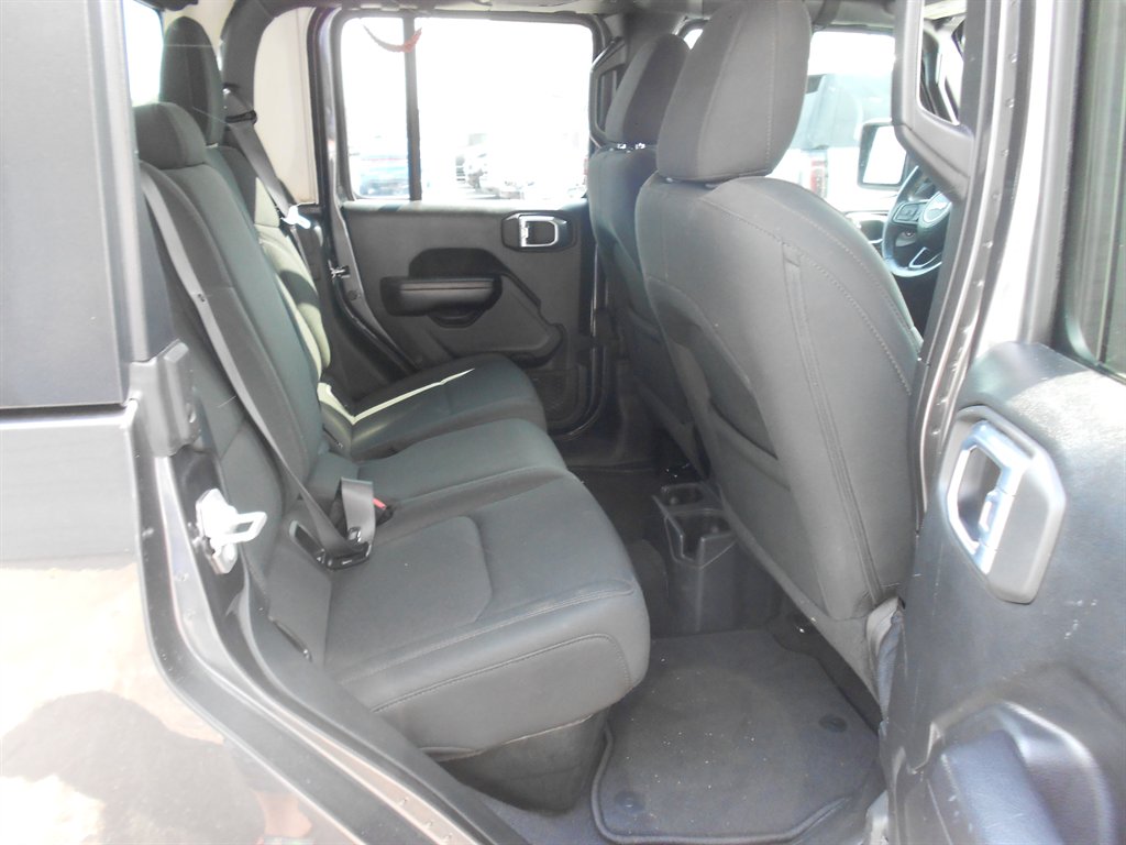 2021 Jeep Gladiator - $30,880