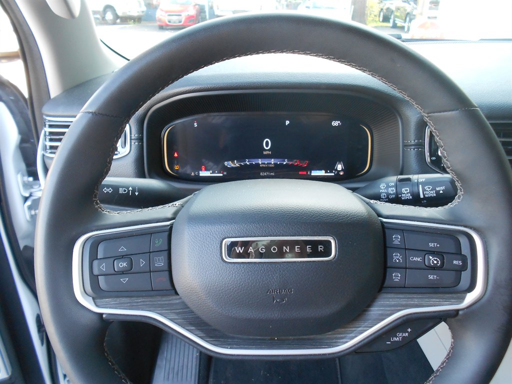 2023 Jeep Wagoneer L - $38,995