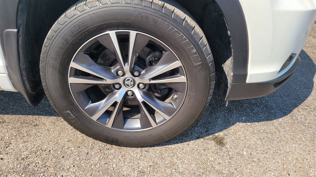 2016 Toyota Highlander - $12,500