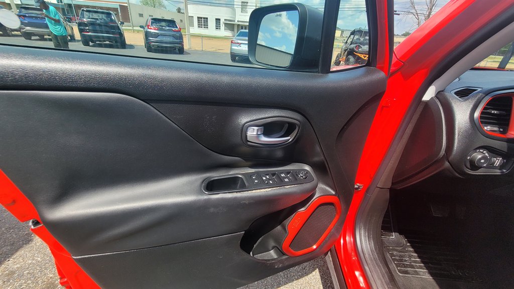 2015 Jeep Renegade - $10,495