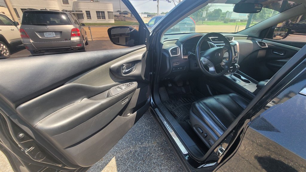 2015 Nissan Murano - $9,450