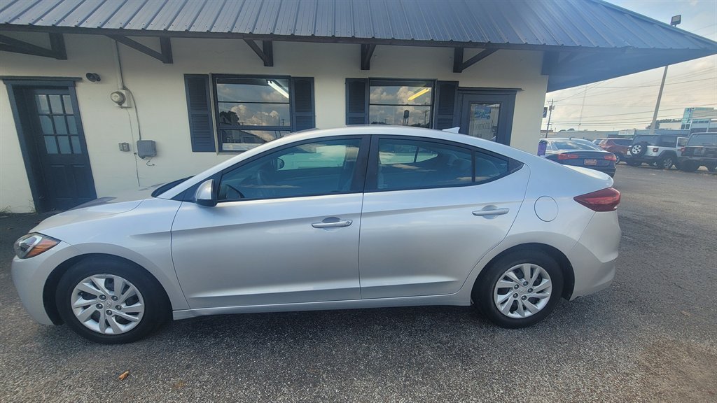 2017 Hyundai Elantra - $6,850