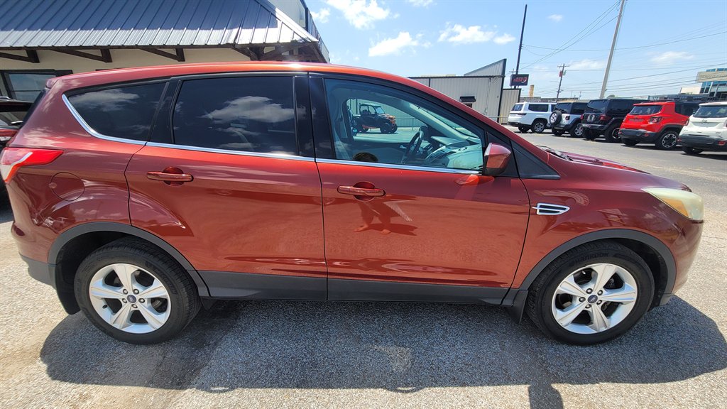 2015 Ford Escape - $7,615
