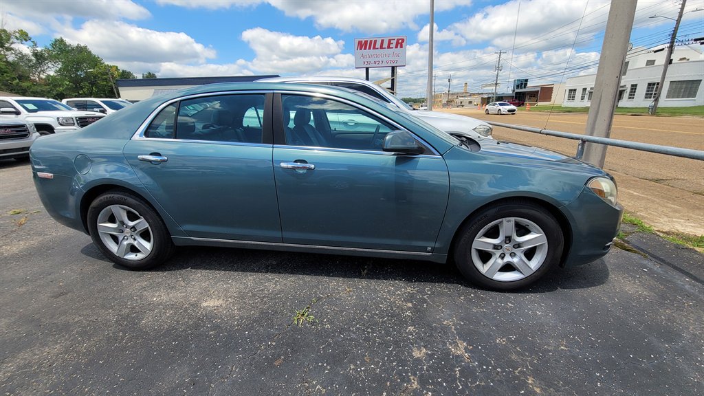 2009 Chevrolet Malibu - $6,645