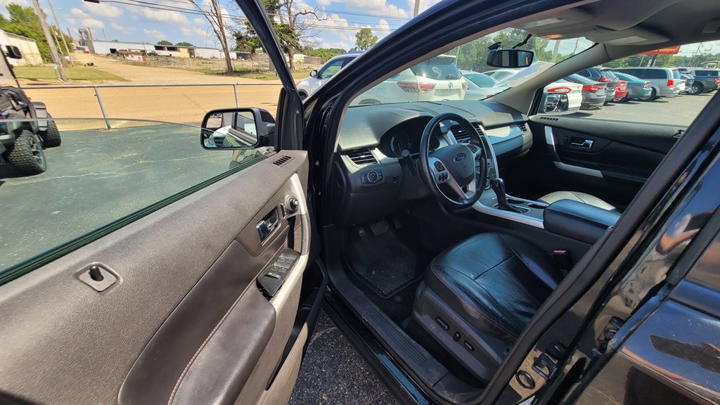2013 Ford Edge - $9,950