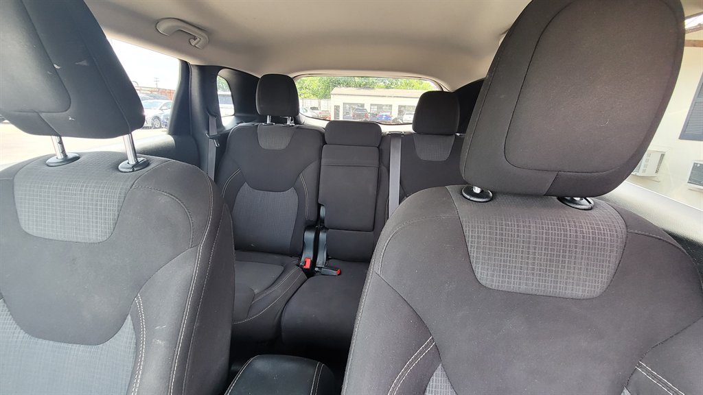 2017 Jeep Cherokee - $8,250