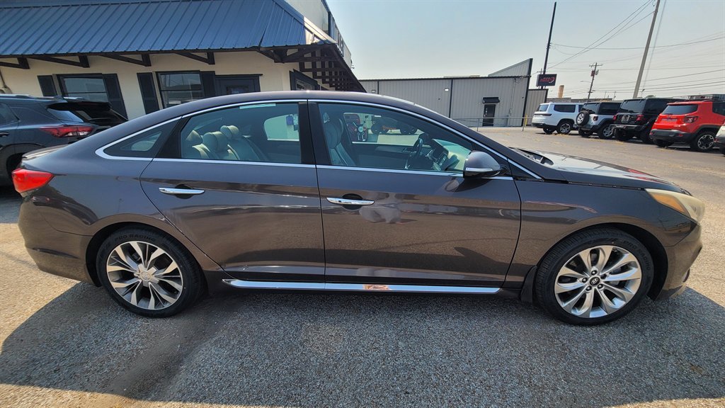 2015 Hyundai Sonata - $9,950