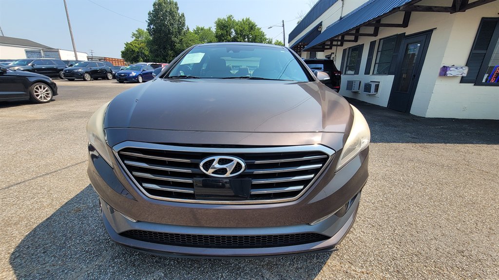 2015 Hyundai Sonata - $9,950