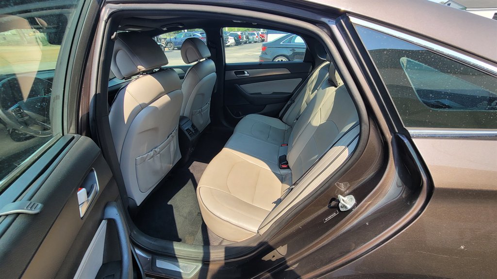 2015 Hyundai Sonata - $9,950