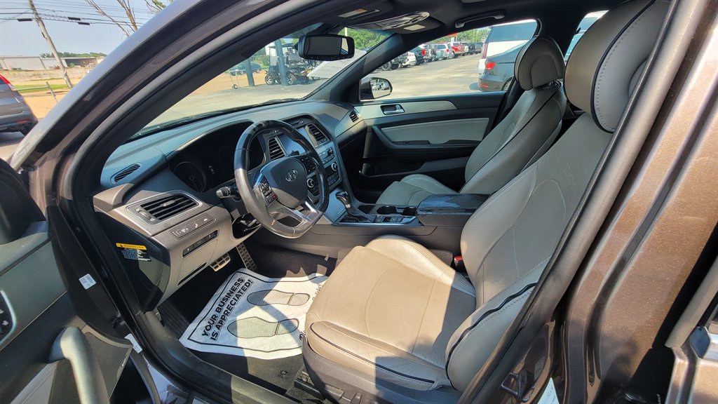 2015 Hyundai Sonata - $9,950