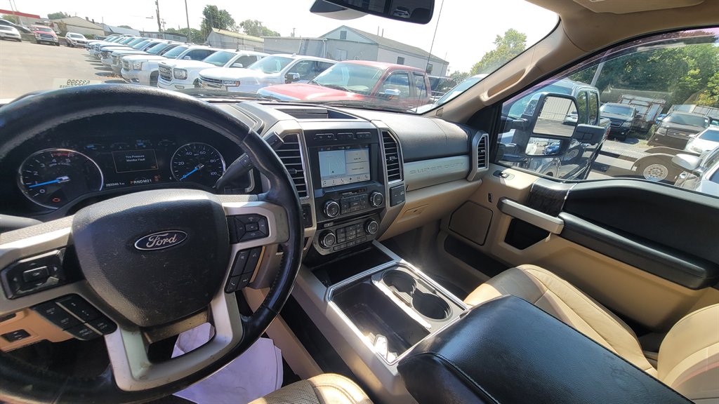 2017 Ford F-350 - $34,450