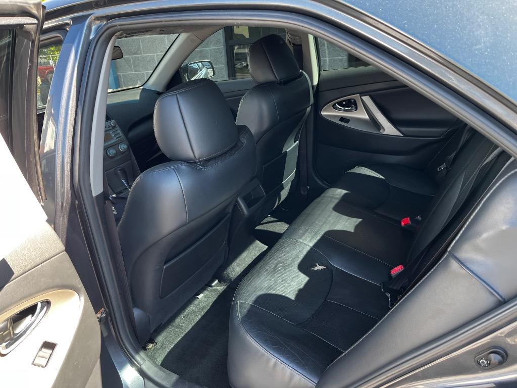 2013 Toyota Camry L photo