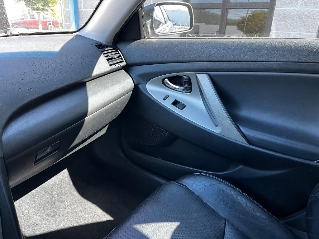 2013 Toyota Camry L photo