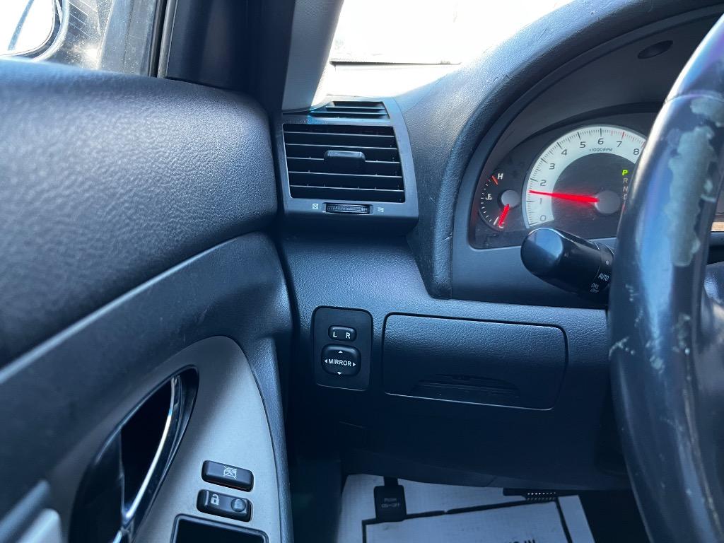 2013 Toyota Camry L photo