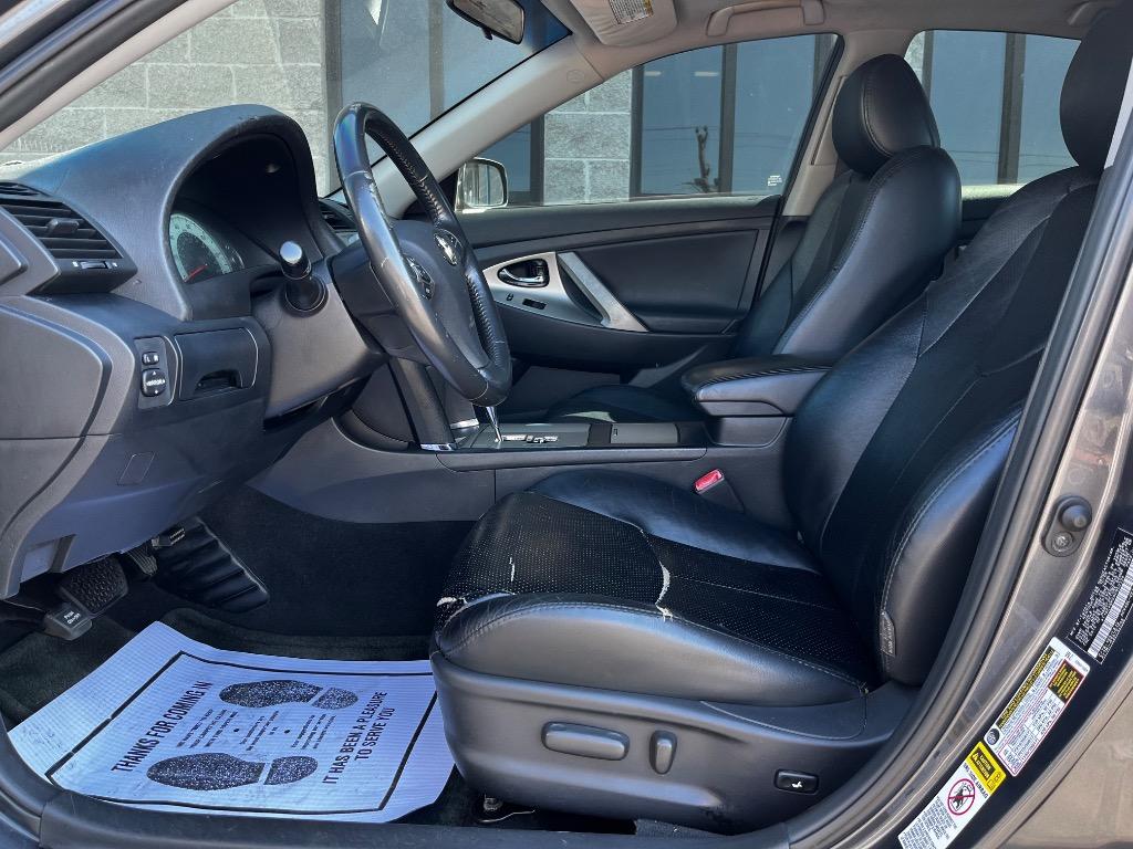 2013 Toyota Camry L photo