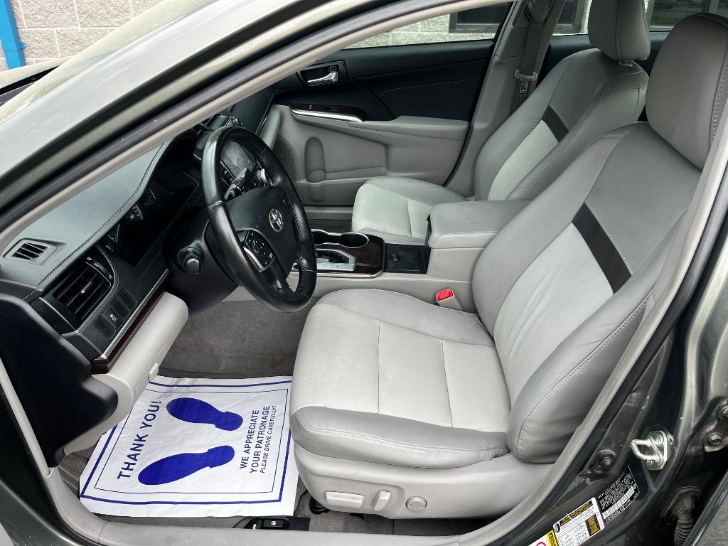 2014 Toyota Camry L photo