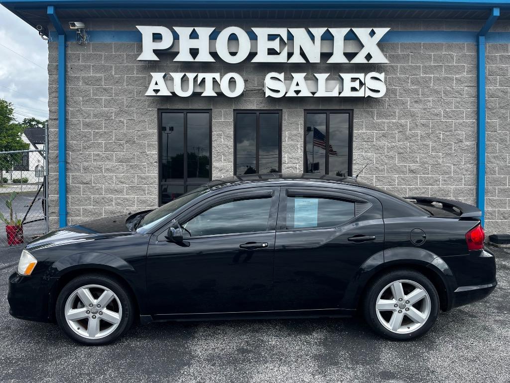 2012 Dodge Avenger SXT photo