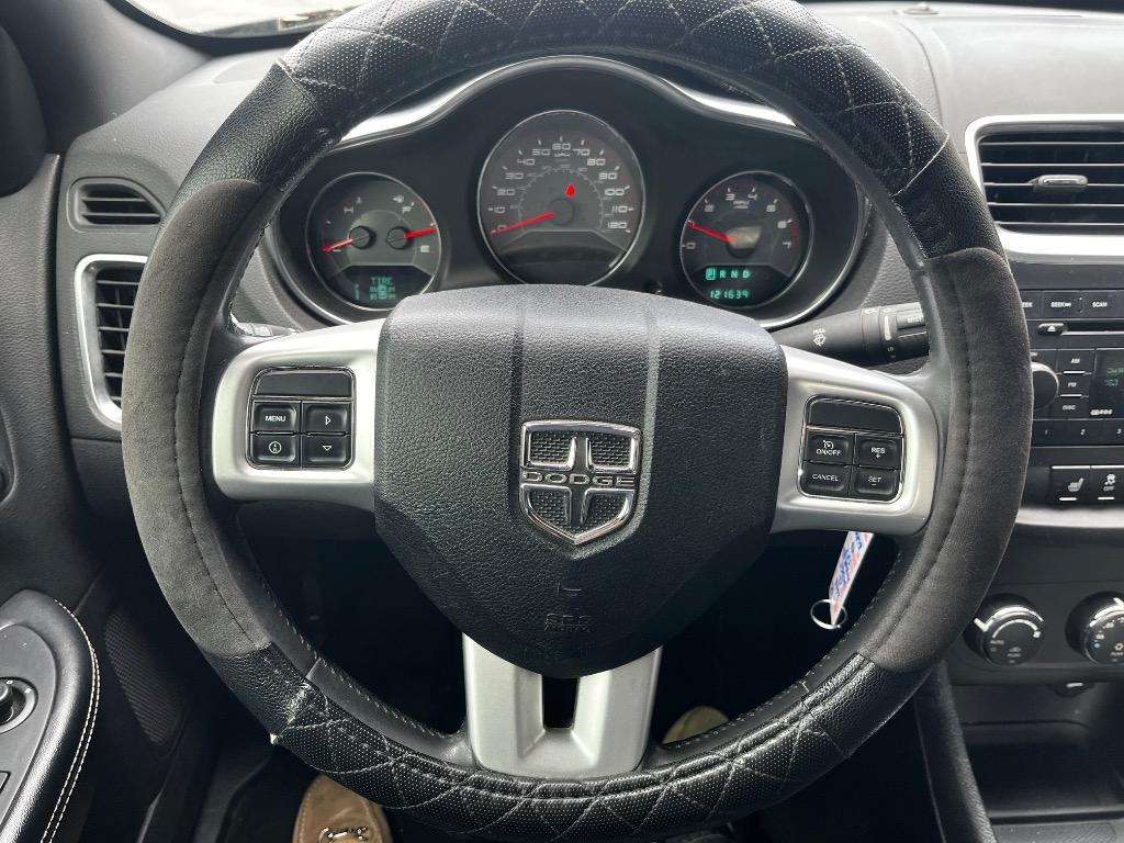 2012 Dodge Avenger SXT photo