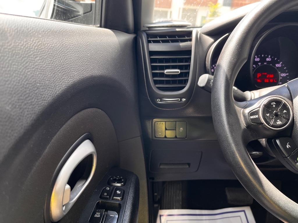 2016 Kia Soul - $11,999