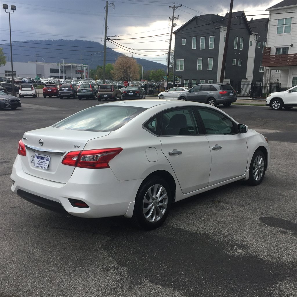 2018 Nissan Sentra - $13,499
