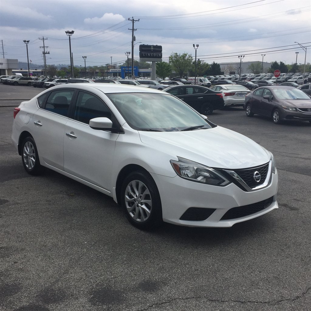 2018 Nissan Sentra - $13,499