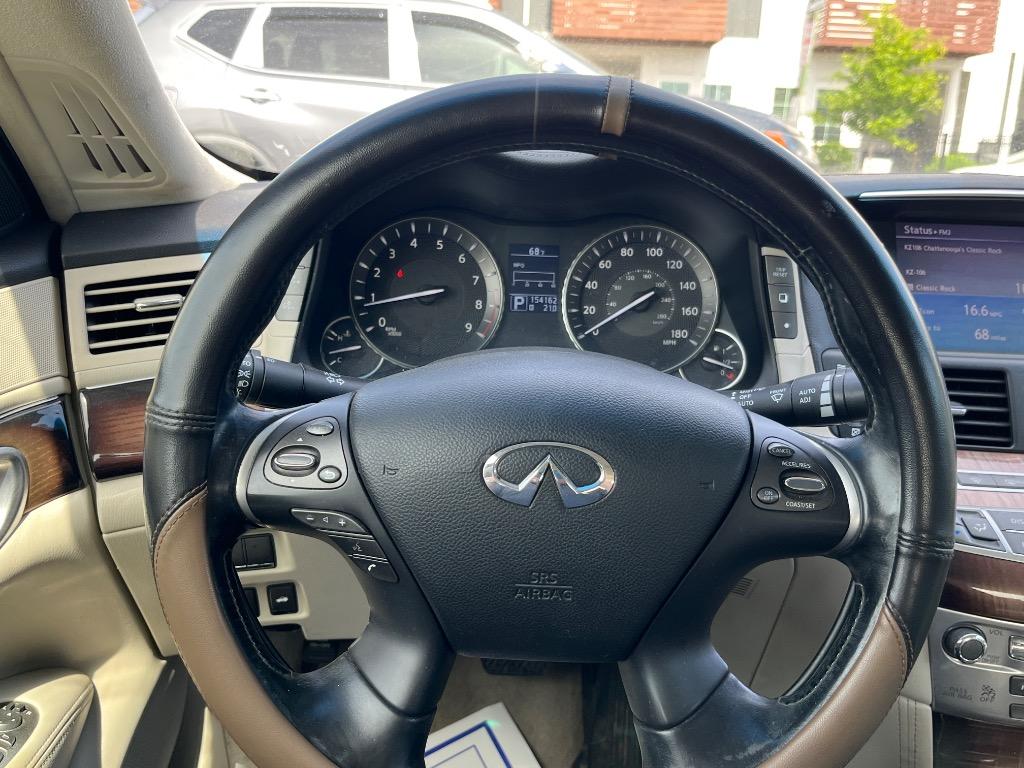 2012 INFINITI M - $11,999