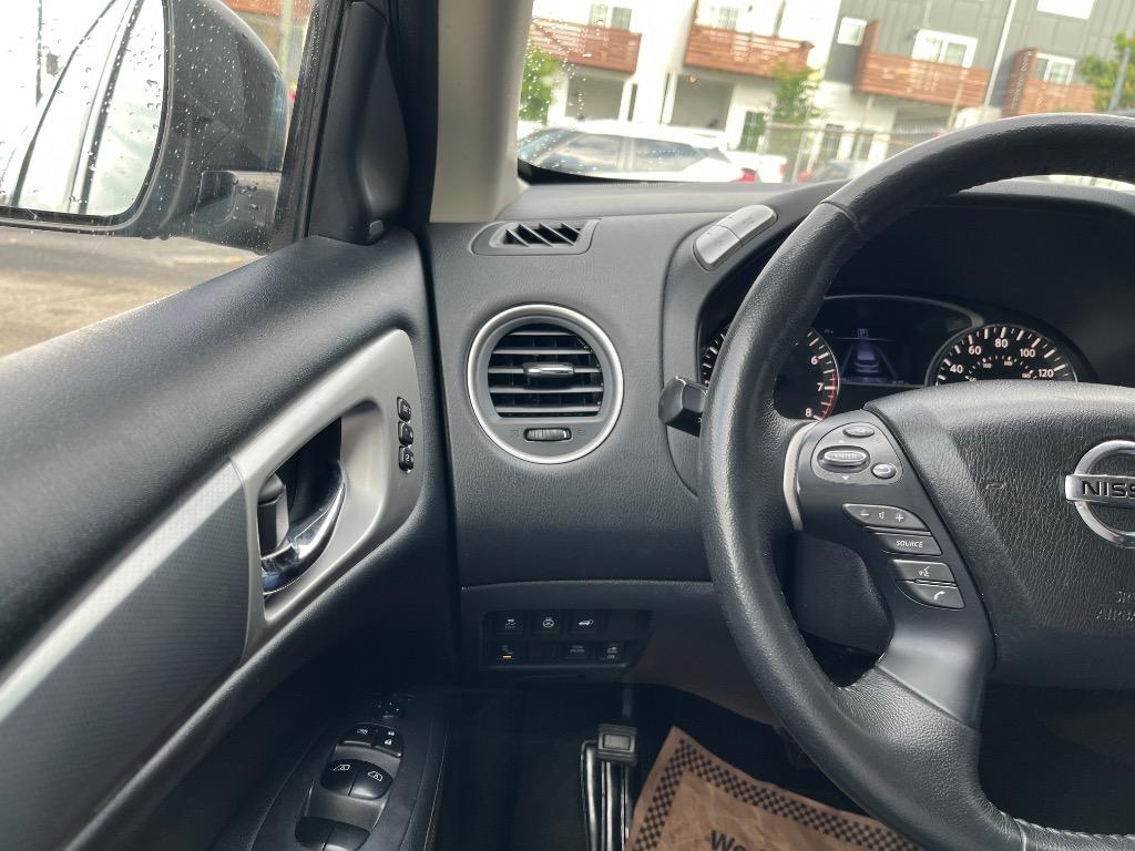 2020 Nissan Pathfinder - $12,999