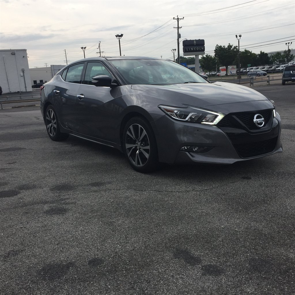 2016 Nissan Maxima - $13,999
